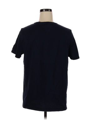 T Shirt size - M