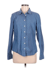 Long Sleeve Button Down Shirt size - M